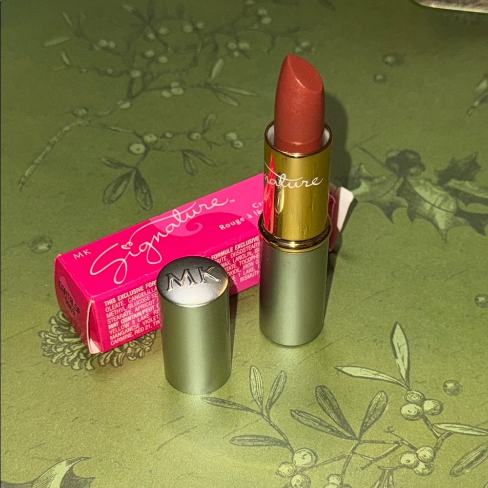 MARY KAY SIGNATURE CRÈME LIPSTICK SHADE CANTALOP BRAND NEW WITH BOX